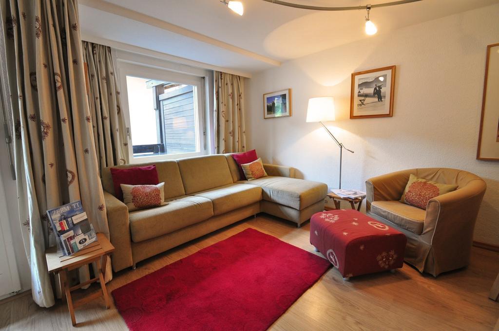 Haus Armina - Apartment Edward Zermatt Pokój zdjęcie